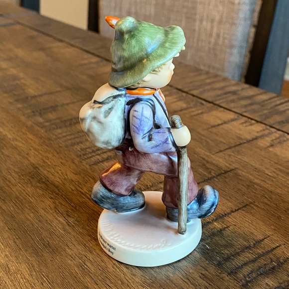 Grandpa’s Boy Hummel - Picture 4 of 7